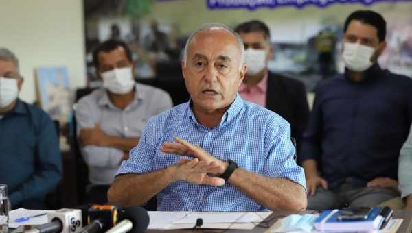 Bocalom pretende utilizar água do aquífero para abastecer a Capital acreana e reforça que privatizar está fora de cogitação